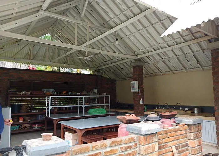 Rumah Tu7u 3* バリ島