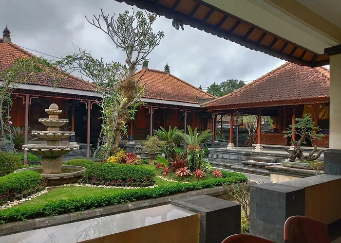 Rumah Tu7u 3* バリ島